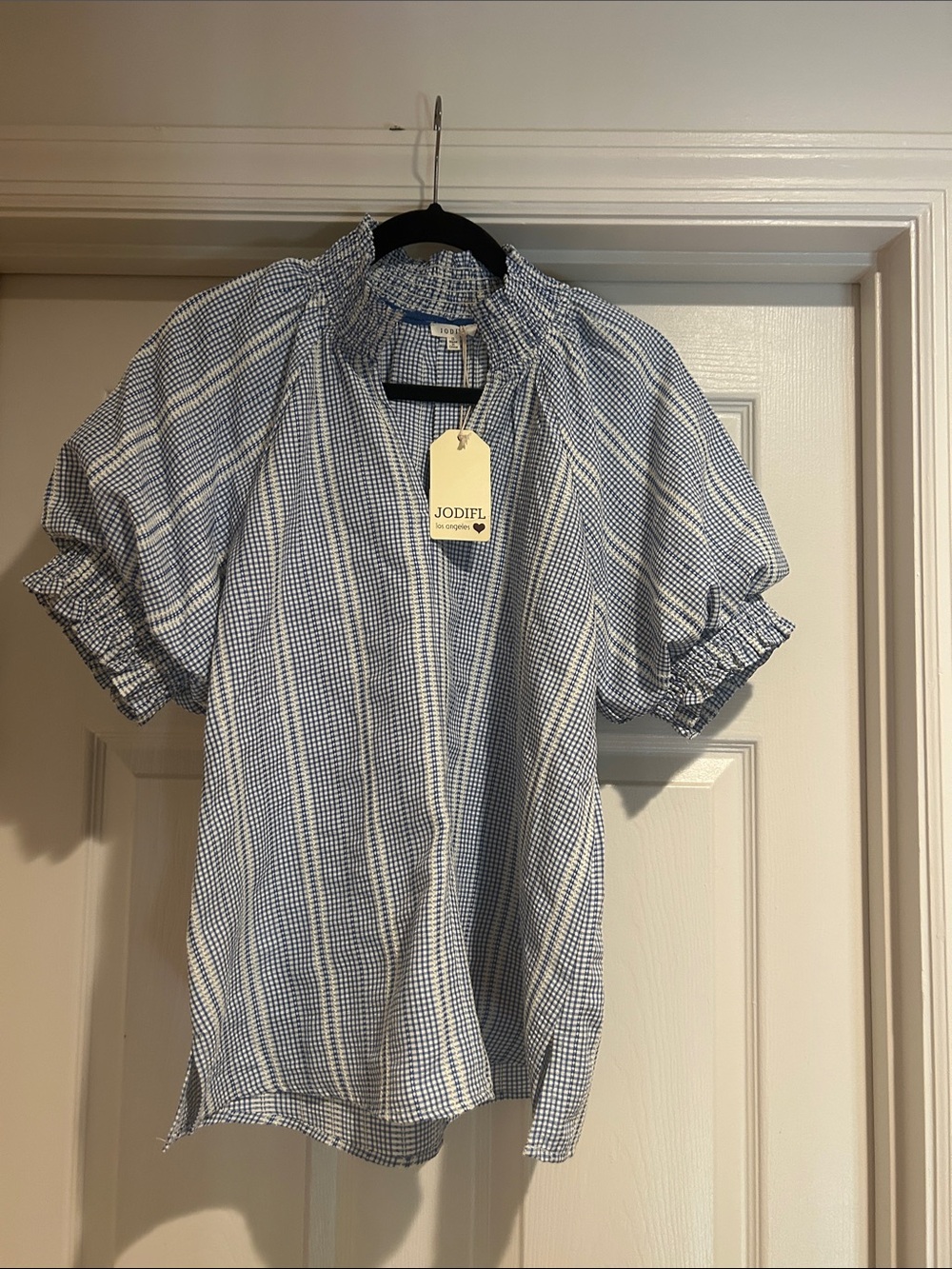 JODIFL Blue and White Gingham Short Puff-Sleeve Button-Down Shirt